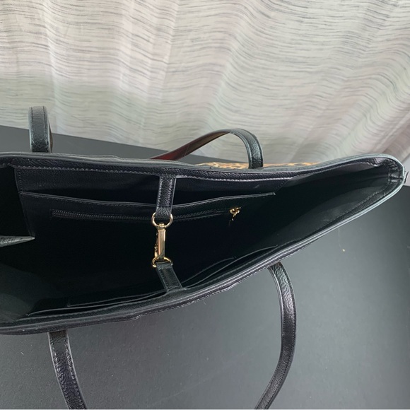 Chico’s leopard print large purse. - Picture 8 of 16